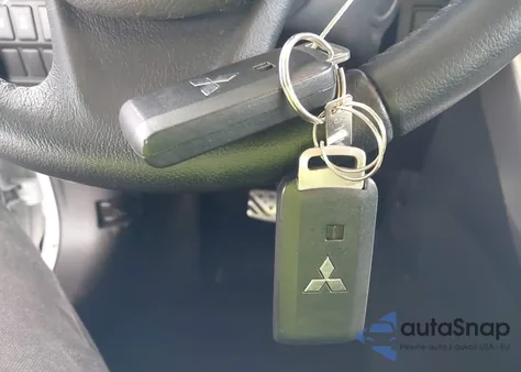 2022 Mitsubishi Eclipse Cross Se/Se Special Edition S-Awc/Sel S-Awc/Sel Special Edition S-Awc из США, поврежденный, VIN JA4ATWAA8NZ040460